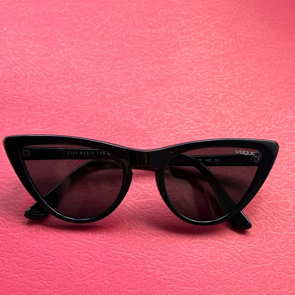 Vogue Eyewear Women's Cat Eye Sunglasses